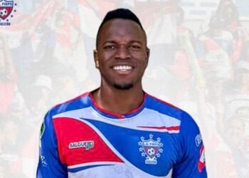 Federación Salvadoreña de Fútbol revisa denuncia de racismo en juego local y no halla pruebas en informe arbitral