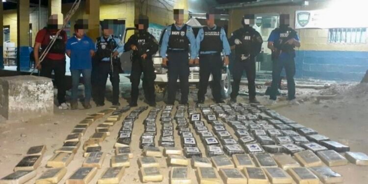 Decomisan en Honduras cocaína valorada en más de $1.7 millones y provenía de Nicaragua