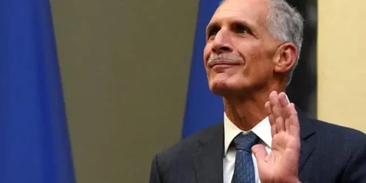 Presidente de Honduras anuncia anulación de pasaportes diplomáticos vitalicios y medidas sobre salud, combustibles y gestión ministerial