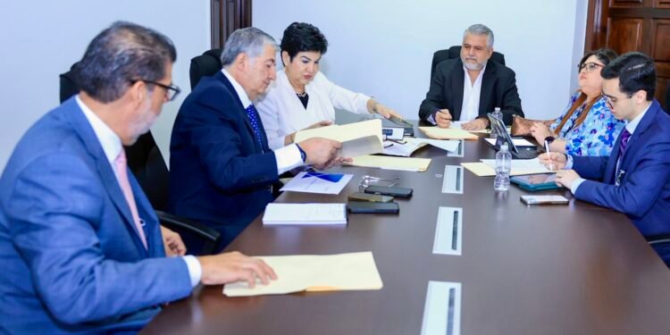 Honduras reanuda el Consejo Nacional Logístico en un intento de coordinar mejoras en transporte, aduanas y comercio