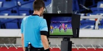 El Salvador implementará el sistema de videoarbitraje FVS desde el torneo Apertura 2026 de la liga local