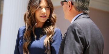 Presidente de Honduras y enviada especial de EE UU abordan en Tegucigalpa seguridad y cooperación del Escudo de las Américas