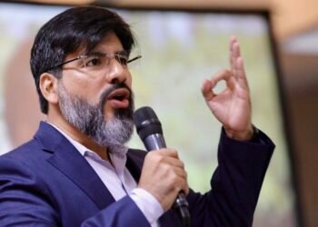 Fiscal general de Honduras suspendido de sus funciones y afrontará juicio político juicio