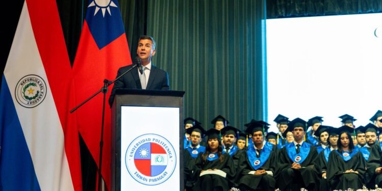 Universidad Politécnica Taiwán–Paraguay gradúa más de 130 ingenieros y destaca cooperación educativa bilateral