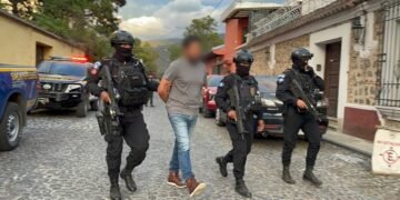 Capturan en Guatemala a extraditable salvadoreño por narcotráfico; es requerido por EE UU