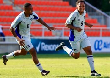 El Salvador vence 1-0 a Martinica con gol agónico en la CONCACAF Series
