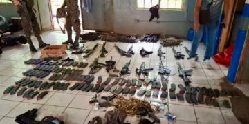 Incautación de armas de guerra en Guatemala deja cinco capturados en Huehuetenango durante operativo fronterizo