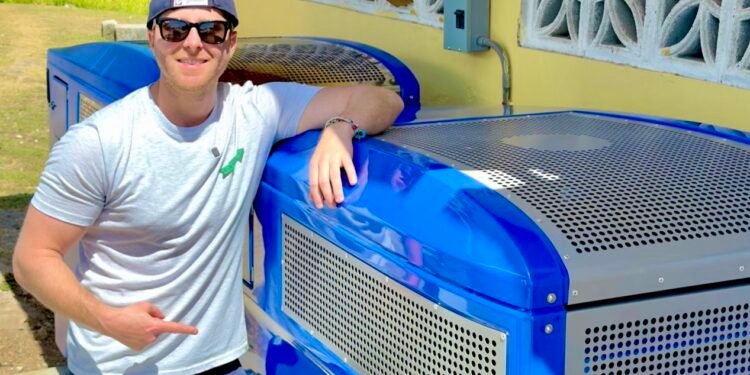 Alcaldía de Panamá instala máquina que produce agua potable del aire y abastece a comunidad insular en Islas de las Perlas