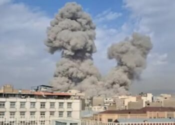 Israel lanza segundo ataque contra Irán, mientras Estados Unidos confirma la muerte de tres militares