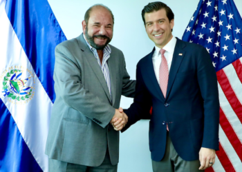 Subsecretario de Agricultura de EE.UU visita El Salvador para ampliar exportaciones agrícolas
