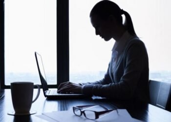 Solo el 52% de las mujeres trabaja en América Latina: más empleo femenino podría impulsar a Centroamérica