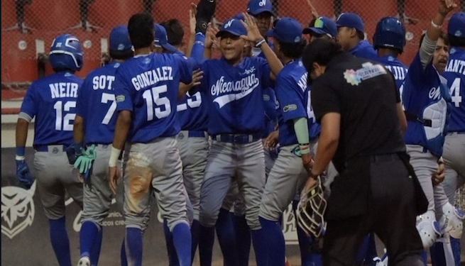 La selección de béisbol de Nicaragua viaja a EE.UU. para participar en el Clásico Mundial