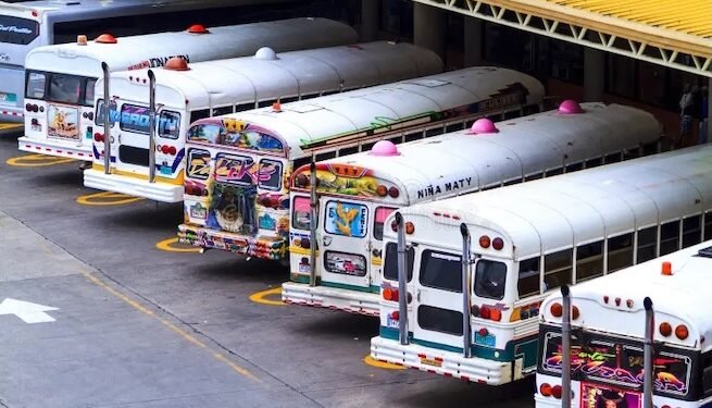Panamá prohíbe alza del pasaje del transporte colectivo pese a subida de combustibles