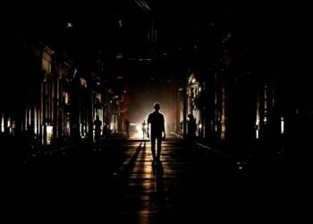 Cuba se prepara ante posible intervención de EE.UU. en medio de una crisis energética crítica