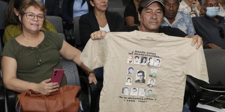 Diputada panameña propone ley para compensación económica y memorial de víctimas de la dictadura militar