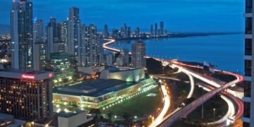 Economía de Centroamérica crecería más que el resto de América Latina en 2026: avanzaría cerca del 3% frente al 2,1% regional