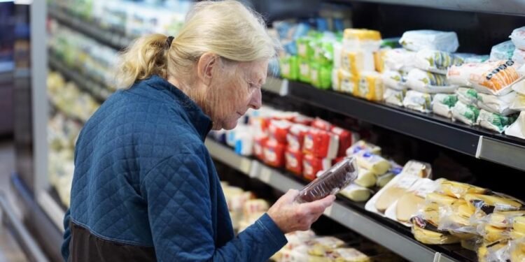 Centroamérica cambia hábitos: 7 de cada 10 consumidores compran menos y priorizan su salud y bienestar