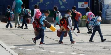 Ministerio de Educación de Guatemala deja asistencia escolar a decisión de padres ante protestas de transportistas