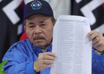 La dictadura Ortega-Murillo ha retirado la nacionalidad a 452 opositores, revela informe