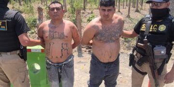 Policía guatemalteca entrega a El Salvador a pandilleros del barrio 18 acusados de agrupaciones ilícitas