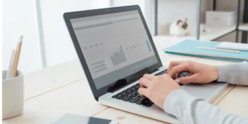 Honduras implementará teletrabajo en el sector público durante 15 días por alza en los combustibles