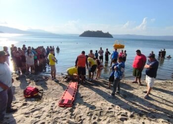 Semana Santa en El Salvador: 4 muertes por ahogamiento y más de 100,000 rescatistas desplegados en operativos de emergencia