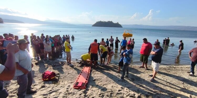 Semana Santa en El Salvador: 4 muertes por ahogamiento y más de 100,000 rescatistas desplegados en operativos de emergencia