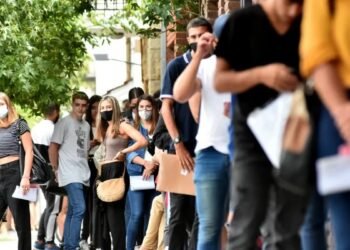 6 de cada 10 jóvenes en Centroamérica consideran migrar ante la falta de empleo digno