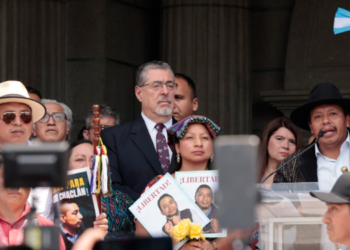 Presidente guatemalteco dice que líderes indígenas fueron detenidos por delitos que no cometieron