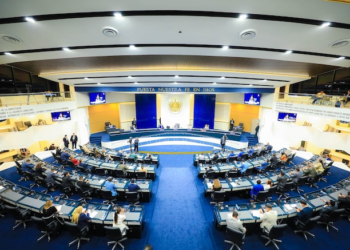 Parlamento salvadoreño reforma la Constitución para permitir que la diáspora elija sus propios diputados