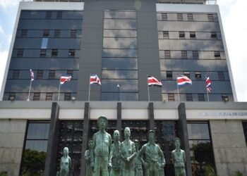 Banco Central de Costa Rica reduce crecimiento a 3.5 %