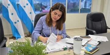 Consejera advierte que cargos del CNE y del TJE son peligrosos de ejercer en Honduras