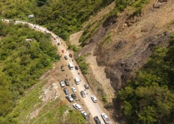 Honduras enfrenta pérdidas millonarias por derrumbes recurrentes en vía clave del Valle de Sula