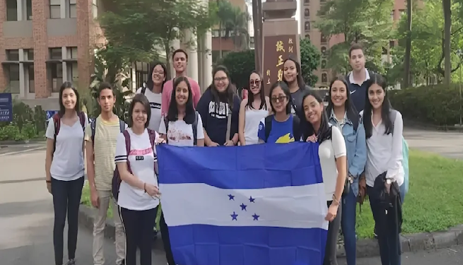 Padres de estudiantes hondureños en Taiwán urgen al Congreso aprobar fondos ante riesgo de perder estudios