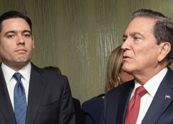 Parlacen rechaza juramentar como diputados al expresidente y al exvicepresidente de Panamá en medio de controversia política y procesos judiciales