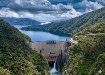 Energética estatal asegura que hay agua suficiente en represas de Honduras pese al verano y descarta crisis de generación eléctrica
