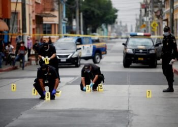 Guatemala apuesta a reducir homicidios a la mitad mientras la violencia consume hasta el 7% del PIB