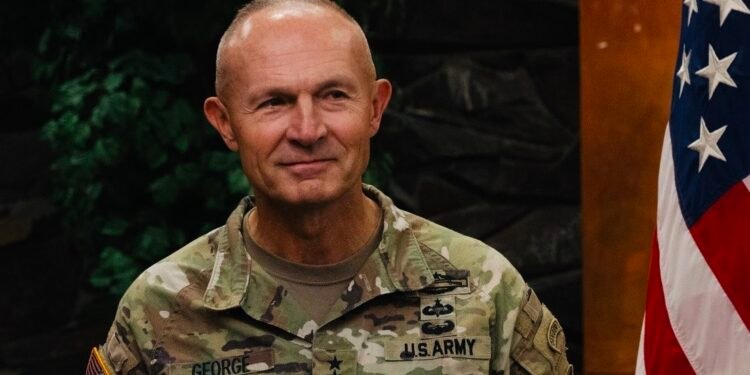 Destituyen al jefe del Estado Mayor del Ejército de EE UU