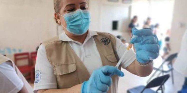 Panamá reporta 31 muertes acumuladas por influenza este año y alerta por baja vacunación