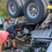 Sube a 10 la cifra de fallecidos por accidente en Honduras; carretera continúa cerrada por derrame de tóxicos