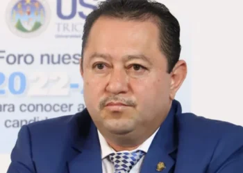 Reelección de rector de Universidad San Carlos genera denuncias, protestas y rechazo institucional en Guatemala