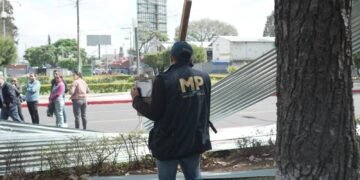 Ministerio Público de Guatemala choca con Ministro de Gobernación por diligencias en Universidad San Carlos