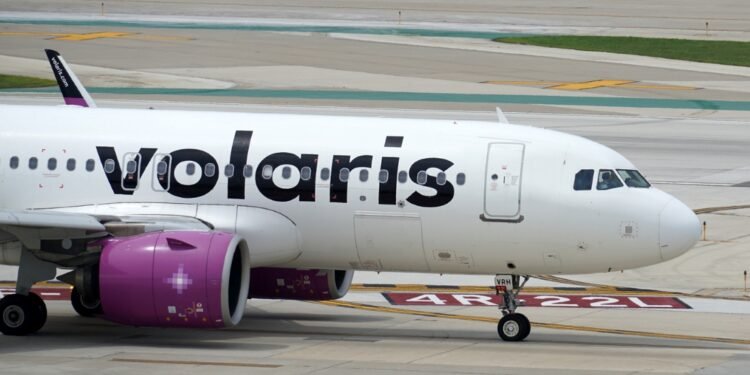 Volaris El Salvador suspende vuelos a Guatemala, Costa Rica y Honduras por altos costos e impuestos