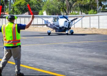Inauguran aeródromo El Zapote en El Salvador para impulsar conectividad y turismo en el occidente del país