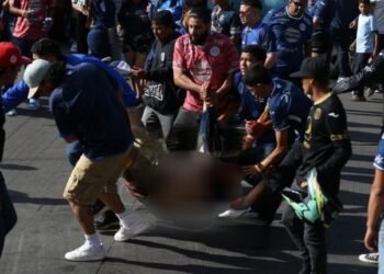 Disturbios en el clásico Motagua vs Olimpia obligan a suspender partido en Honduras tras violencia y disparos