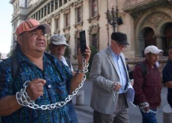 Protesta en Guatemala contra reelección de la fiscal general, demandan la liberación de líderes indígenas