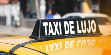 Panamá regula taxis de lujo con plataformas digitales y tarifas controladas por la Autoridad de Tránsito y Transporte Terrestre