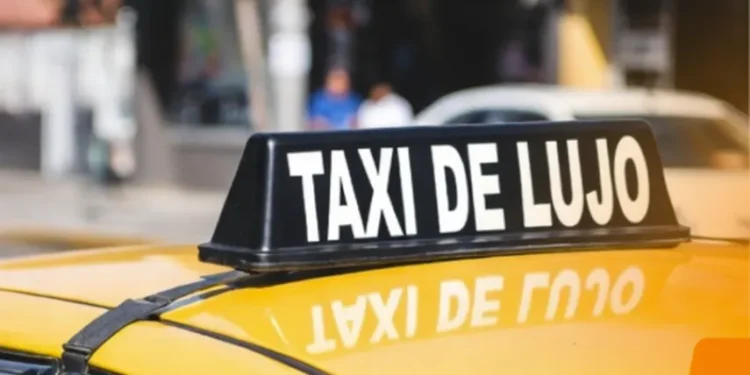 Panamá regula taxis de lujo con plataformas digitales y tarifas controladas por la Autoridad de Tránsito y Transporte Terrestre