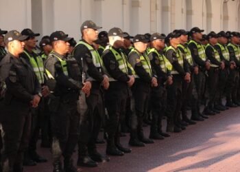 Refuerzan seguridad en Casco Antiguo y Cinta Costera de Panamá con 350 agentes adicionales