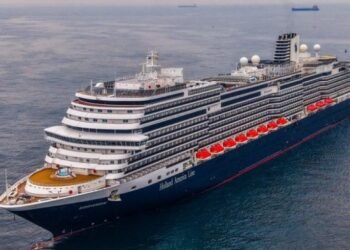 Llegada de crucero Koningsdam a El Salvador impulsa temporada 2026 y suma 14 embarcaciones en puerto de Acajutla